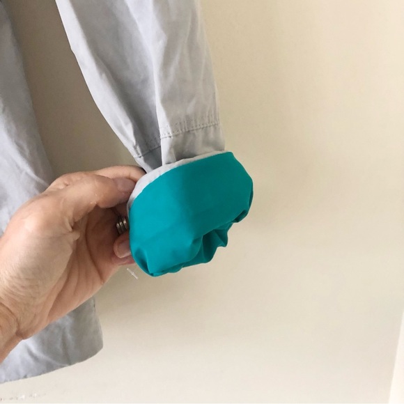 PrAna Gray and Teal Abby Lightweight Hooded Windbreaker Rain Jacket Size Medium - Picture 7 of 15